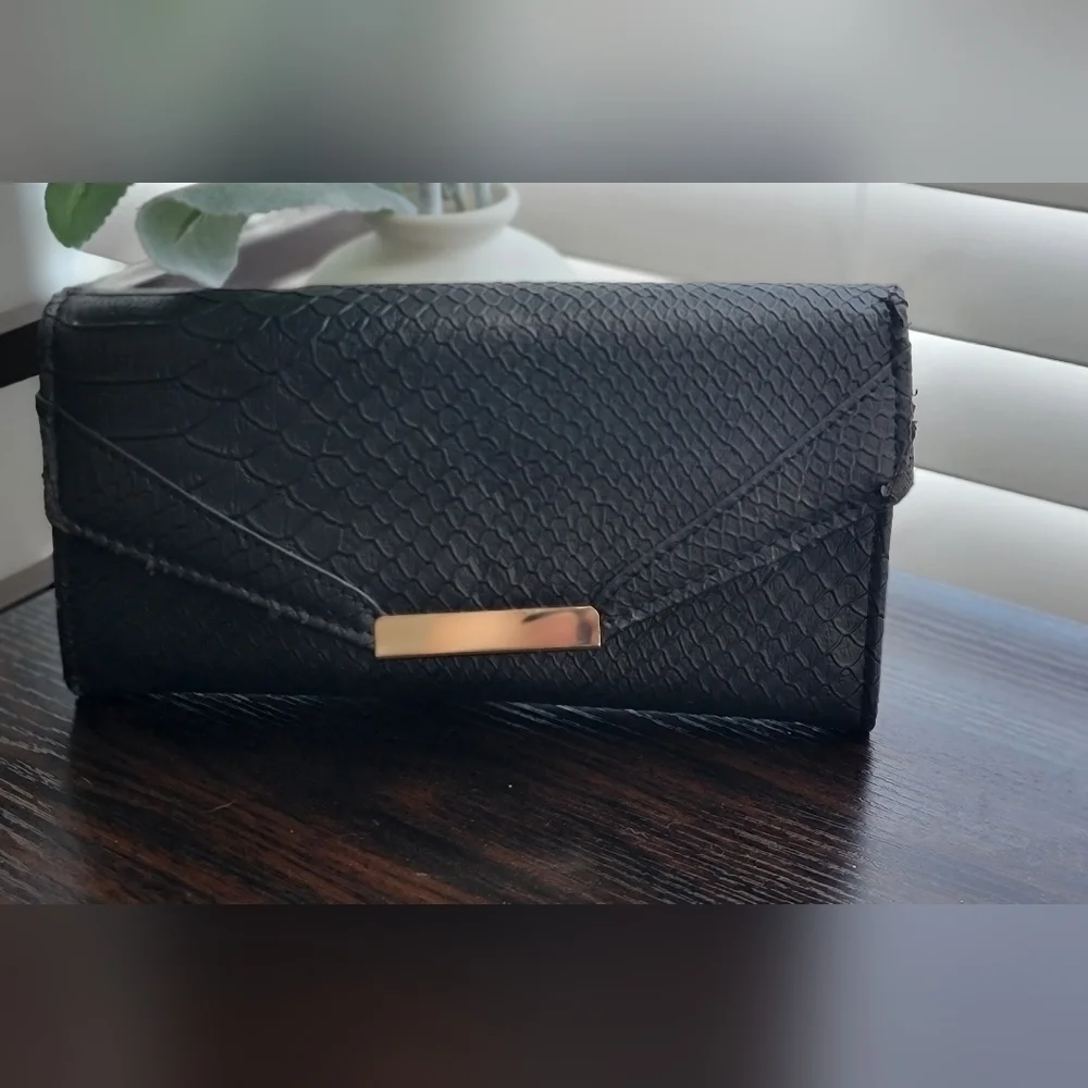 Black Wallet
